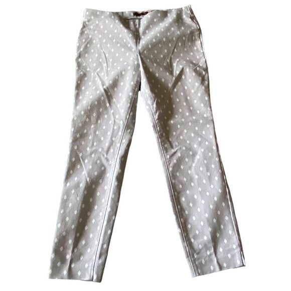 Crosby Sz 10 Grey Polka Dot Flat Front Panel Straight Leg Ankle Capri Pants - Picture 1 of 5